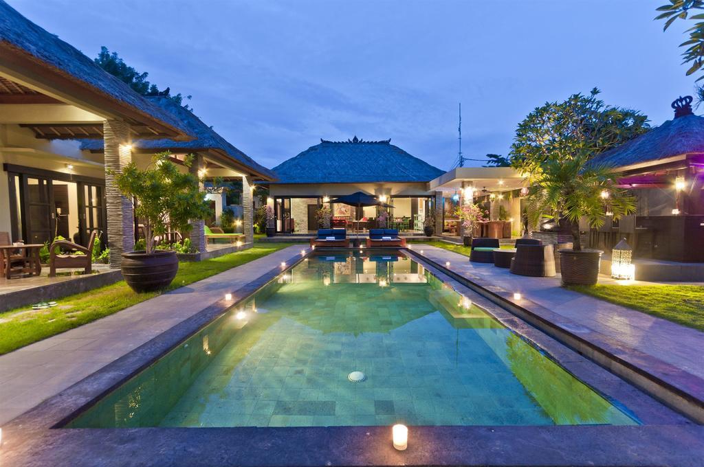 Villa Mahkota Seminyak Kültér fotó