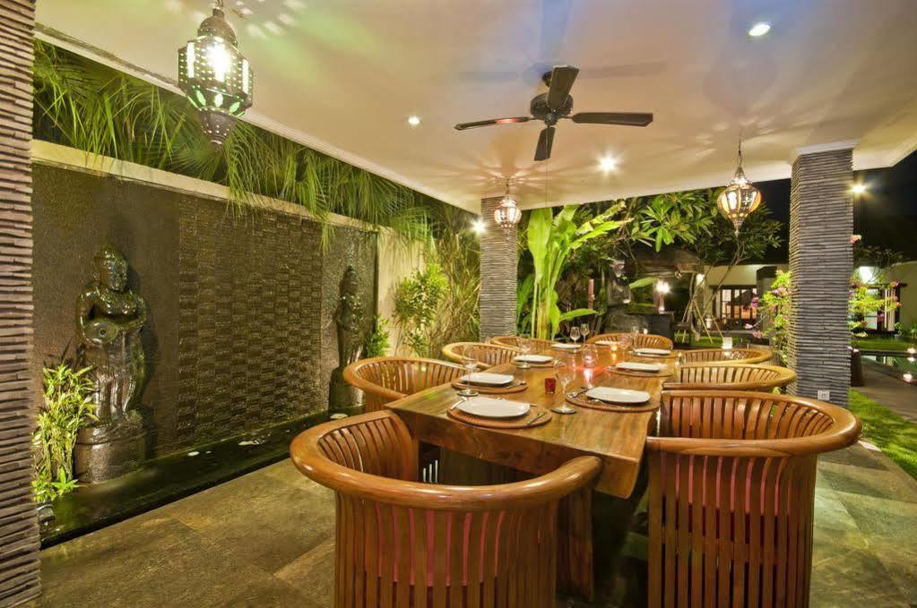 Villa Mahkota Seminyak Kültér fotó